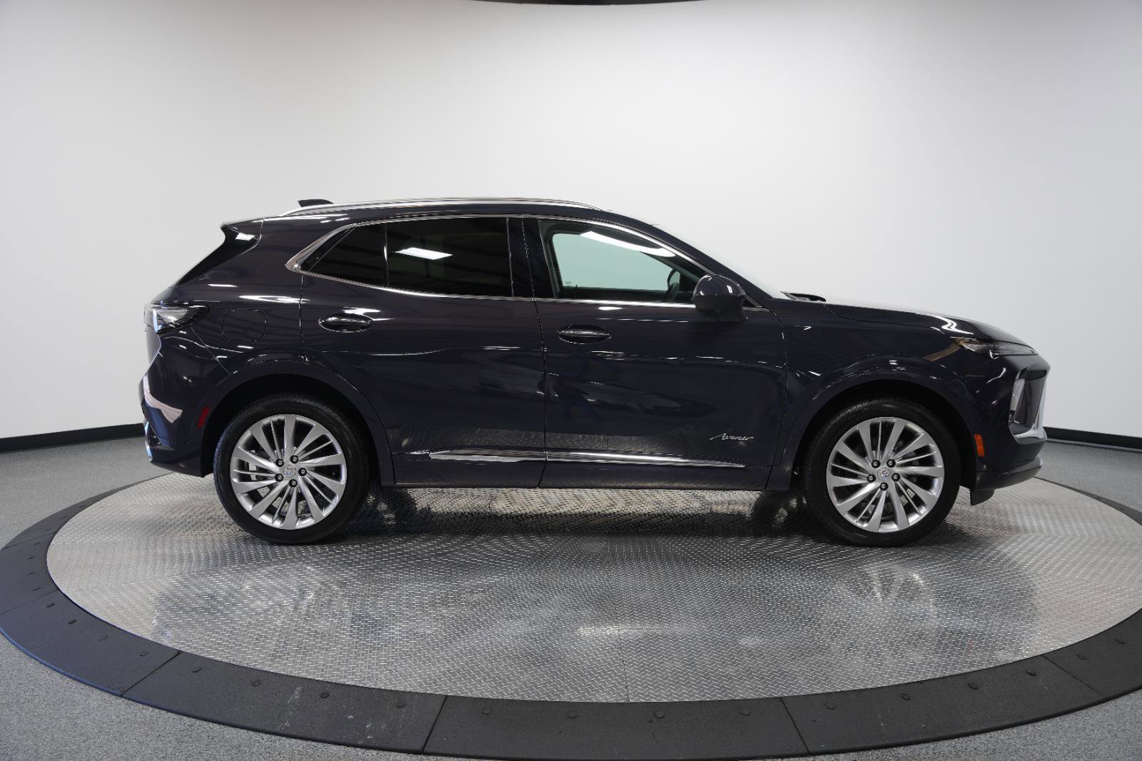 New 2026 Buick Envision Avenir image 9