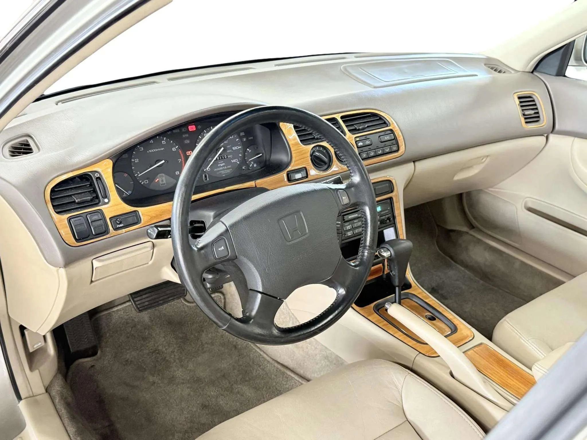Used 1995 Honda Accord EX image 10