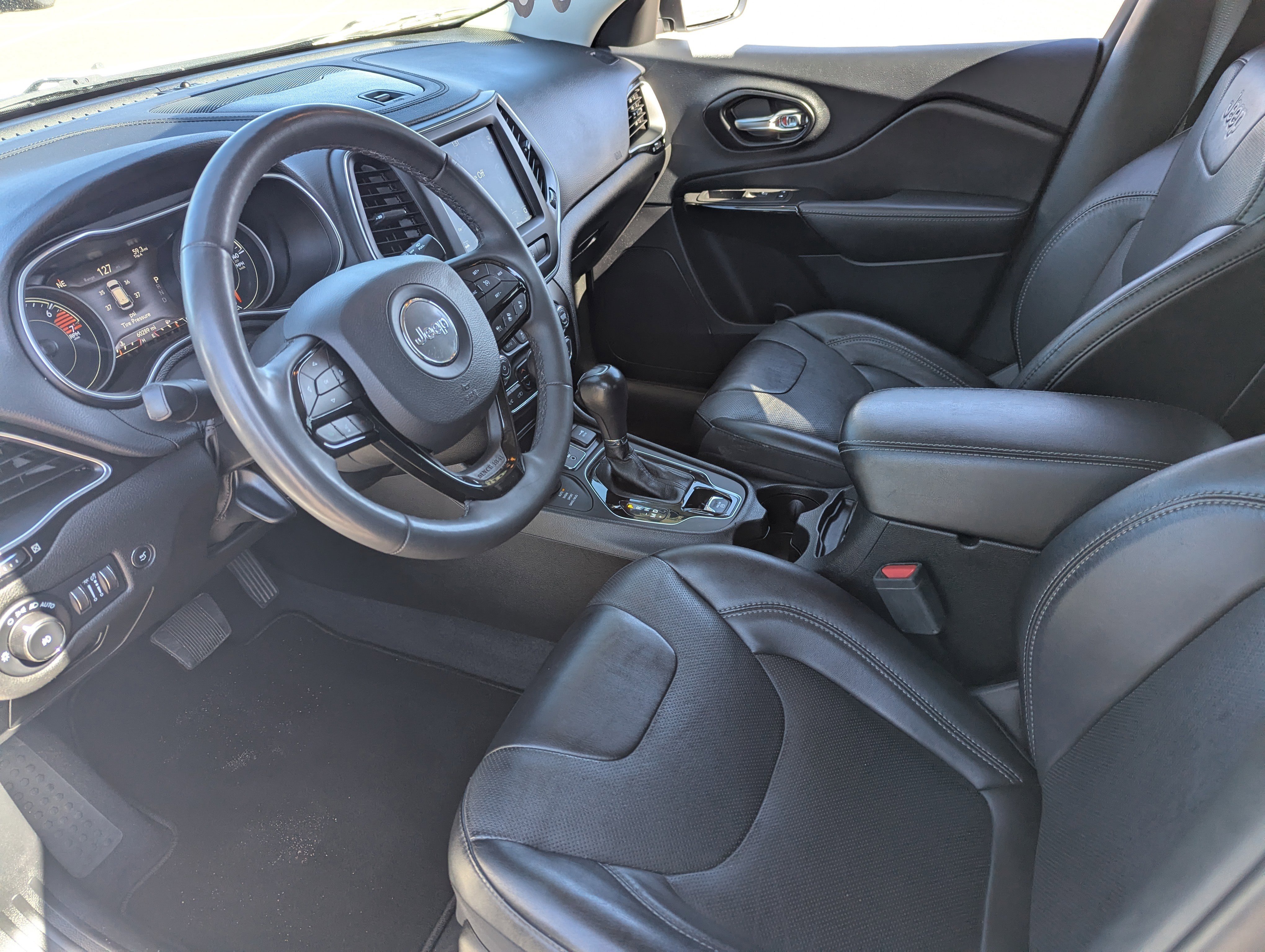 Used 2023 Jeep Cherokee Altitude Lux image 27