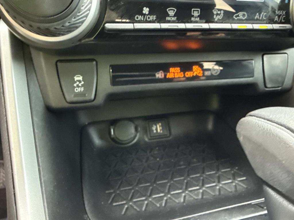 Used 2023 Toyota RAV4 LE FWD image 30