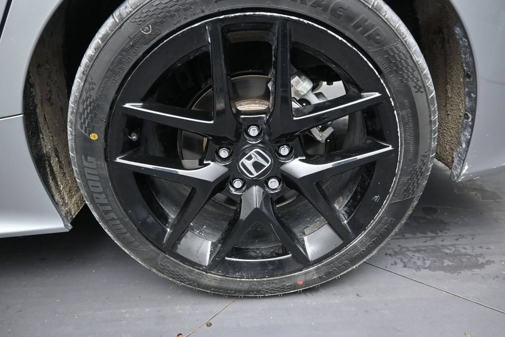 Used 2025 Honda Civic Sport image 9