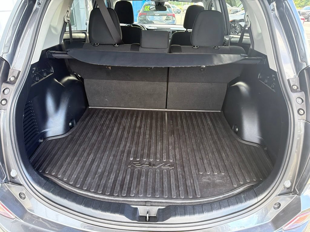 Used 2017 Toyota RAV4 LE w/ All Weather Liner Package FWD image 22
