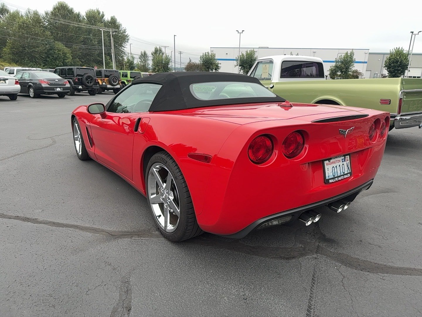 Used 2005 Chevrolet Corvette Convertible w/ Preferred Equipment Group RWD image 6