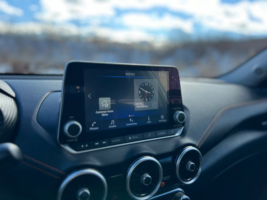 Used 2022 Nissan Sentra SR w/ Midnight Edition image 18