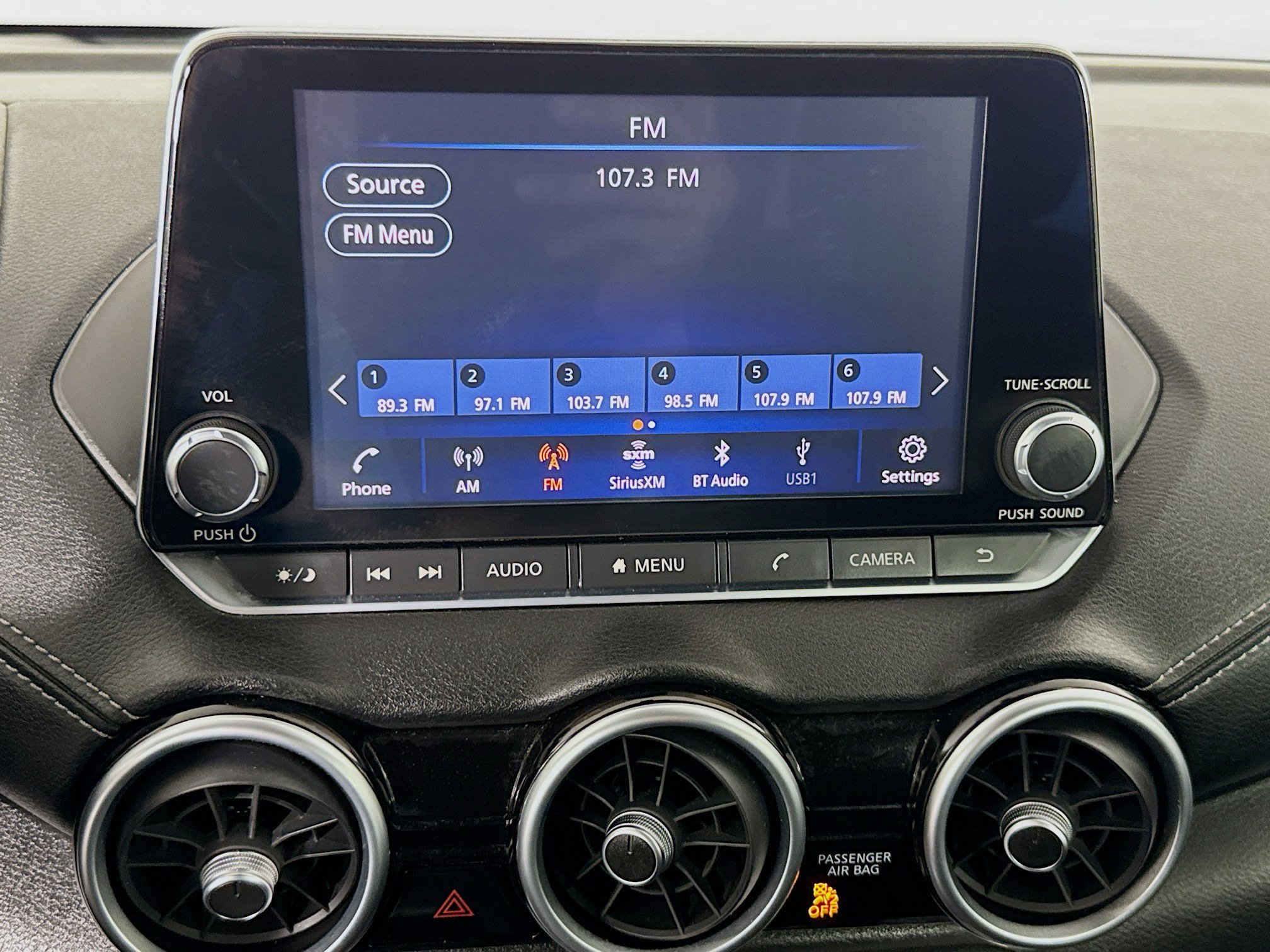 Used 2020 Nissan Sentra SV w/ Lighting Package FWD image 17