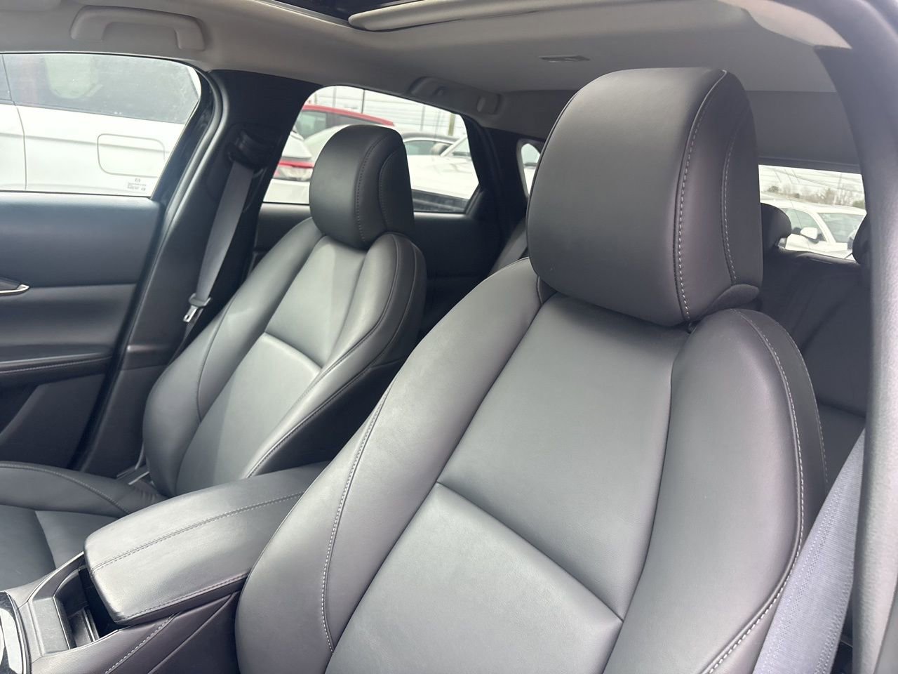 Used 2025 MAZDA CX-30 AWD 2.5 S w/ Preferred Package image 3