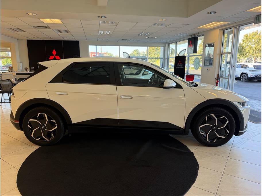 Used 2024 Hyundai Ioniq 5 SEL RWD image 4