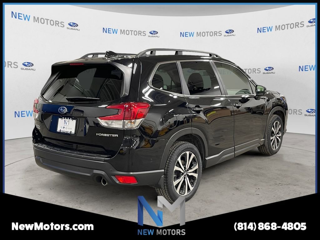 Used 2023 Subaru Forester Limited AWD/4WD image 5