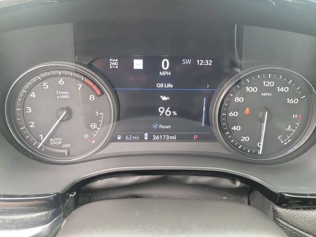 Certified 2022 Cadillac XT5 Premium Luxury w/ Technology Package AWD/4WD image 12