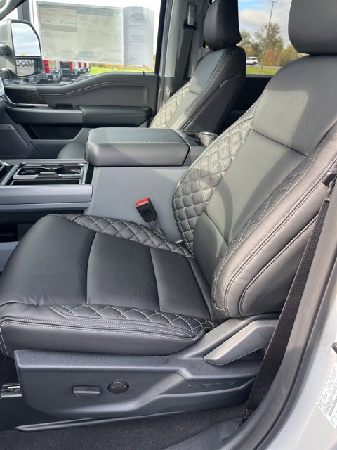 New 2026 Ford F250 XLT w/ XLT Premium Package image 15