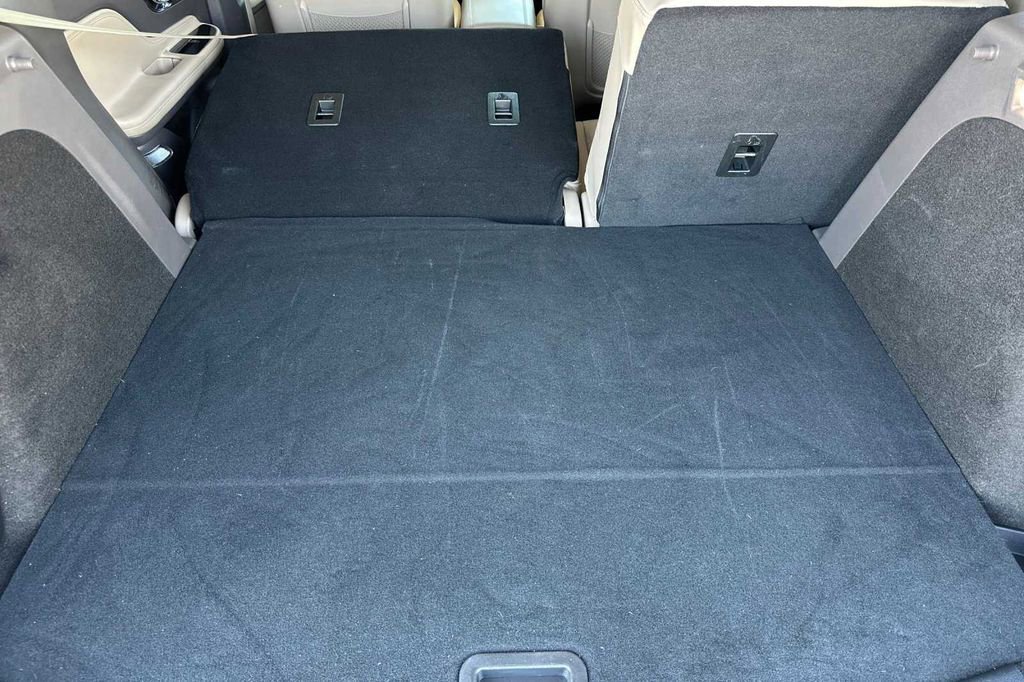 Used 2022 Lincoln Corsair FWD image 16