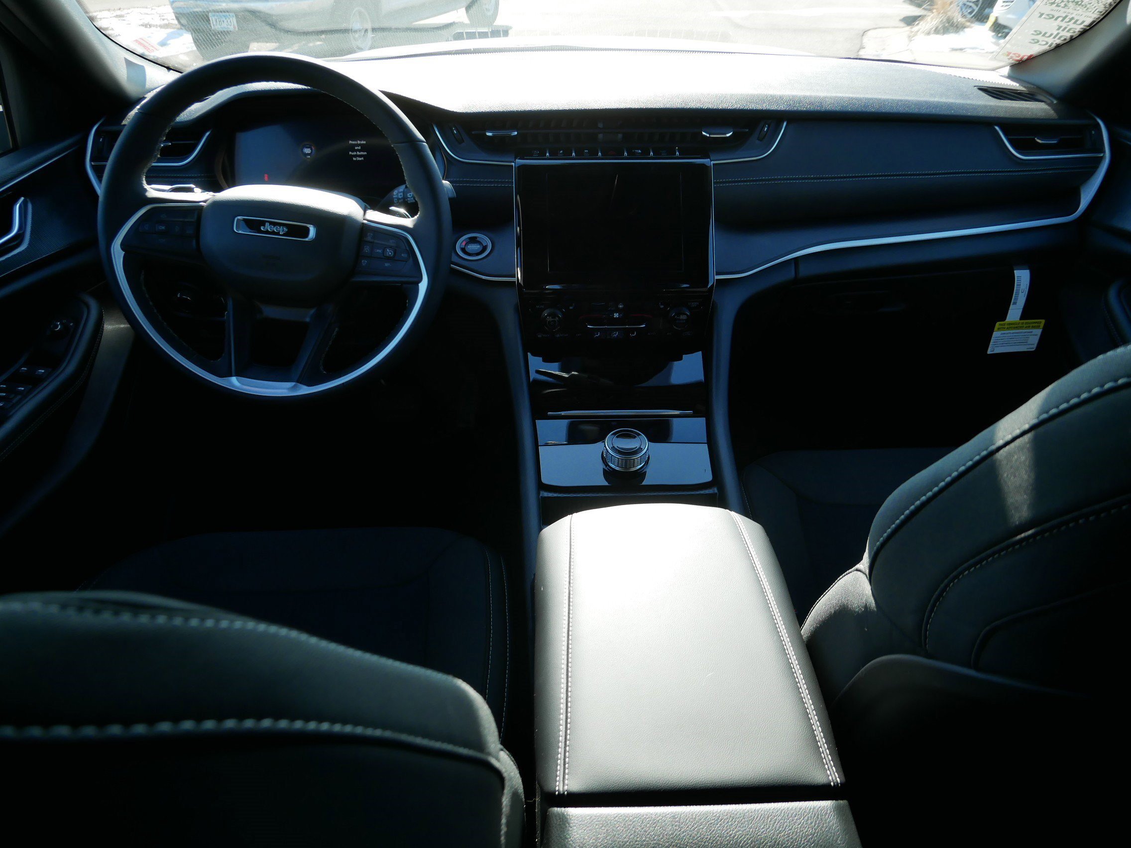 New 2026 Jeep Grand Cherokee L 4WD image 12
