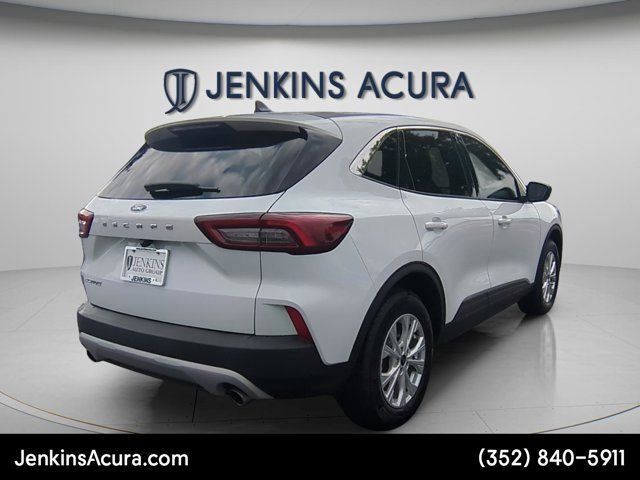 Used 2024 Ford Escape Active image 3