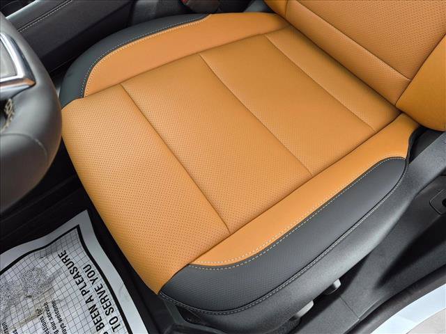 New 2027 Chevrolet Traverse Z71 w/ Enhanced Driving Package AWD/4WD image 4