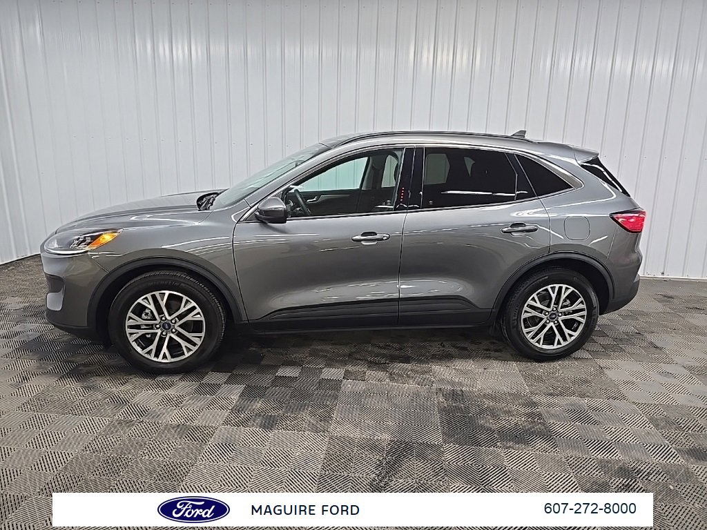 Used 2022 Ford Escape SEL w/ Technology Package image 5