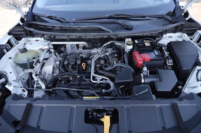 Used 2021 Nissan Rogue SV image 25
