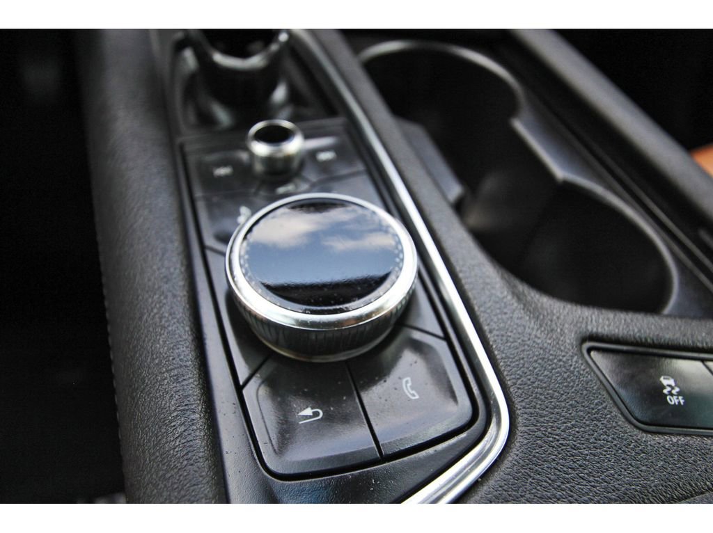 Used 2023 Cadillac XT5 Premium Luxury image 26