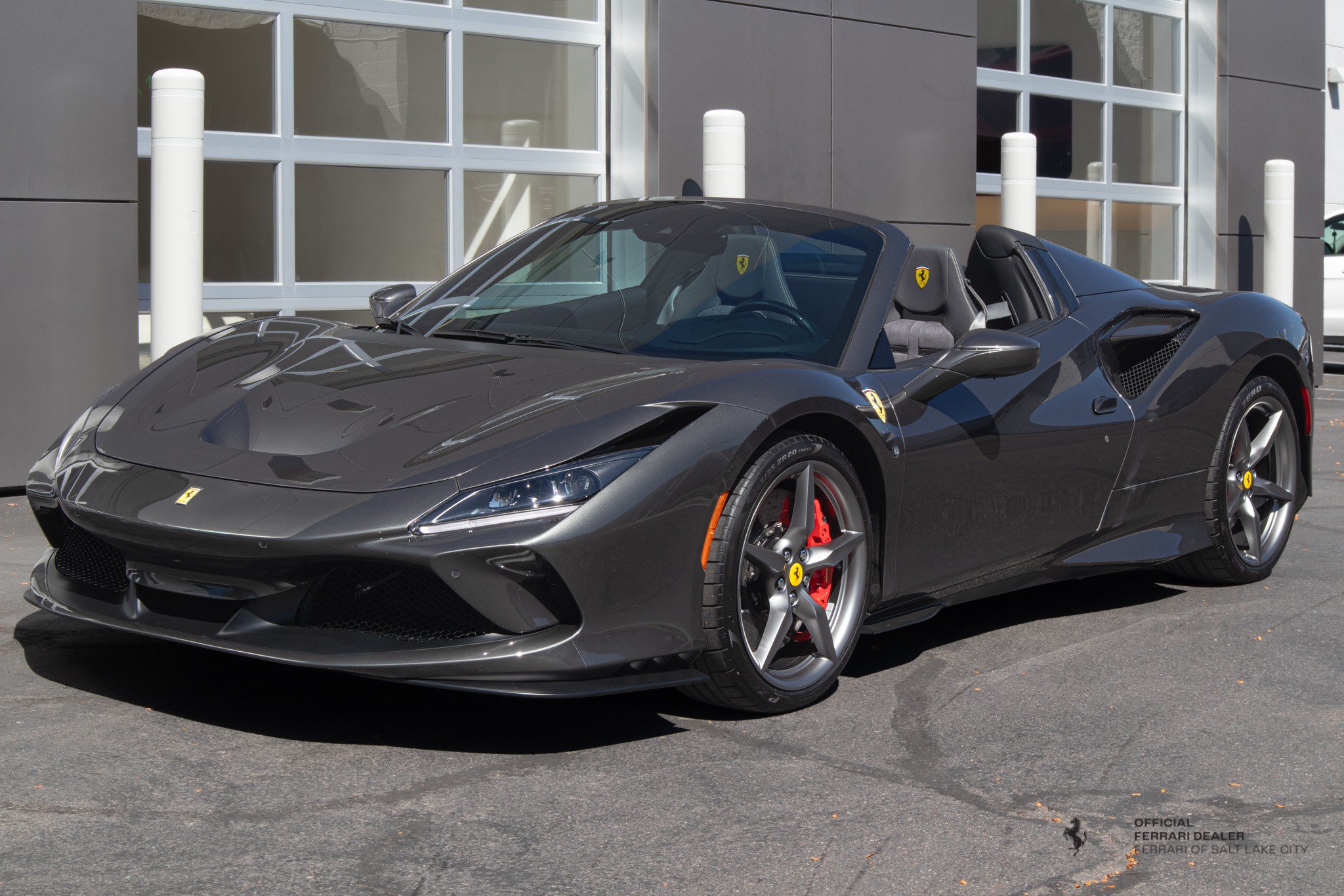 Used 2022 Ferrari F8 Tributo RWD image 1
