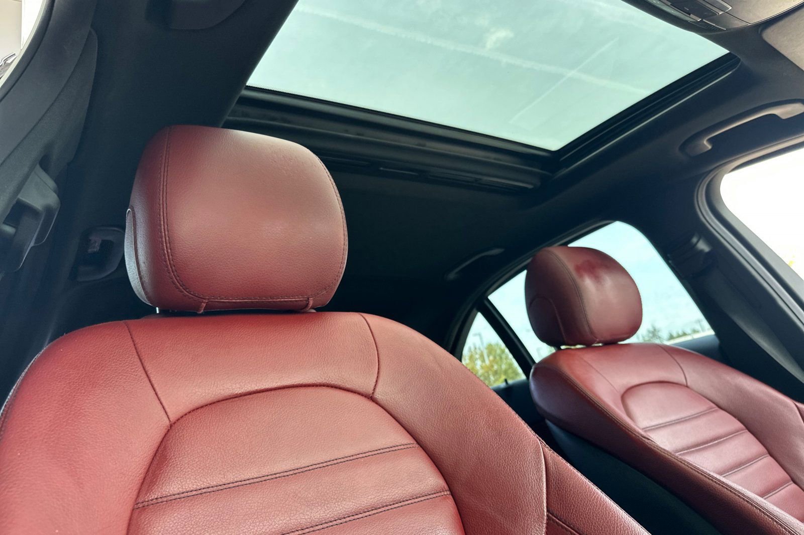 Used 2018 Mercedes-Benz C 300 4MATIC Sedan image 16