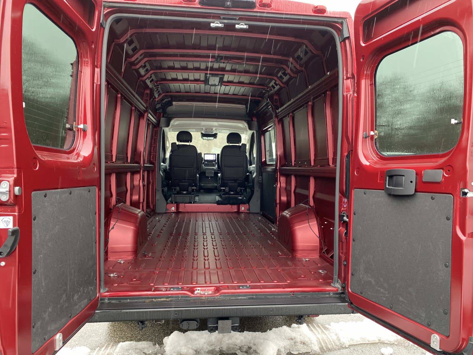 Used 2025 RAM ProMaster 3500 w/ Quick Order Package 22H SLT+ FWD image 5