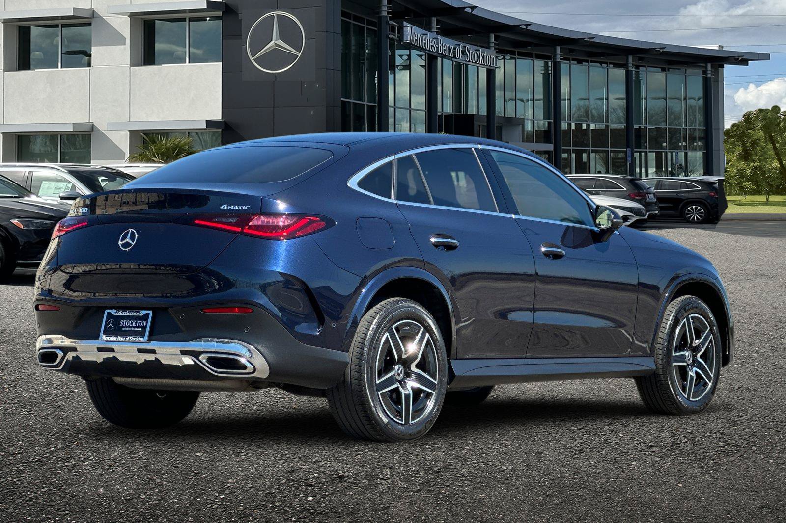 Certified 2024 Mercedes-Benz GLC 300 4MATIC image 4