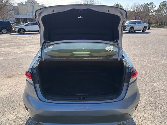 Used 2021 Toyota Corolla LE image 24