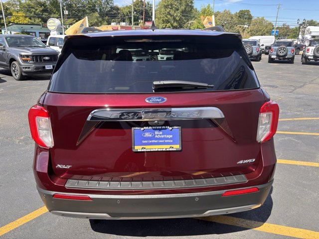 Certified 2022 Ford Explorer XLT w/ Equipment Group 202A image 6