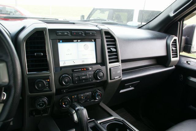 Used 2018 Ford F150 Raptor w/ Equipment Group 801A Mid image 23