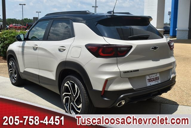 New 2026 Chevrolet TrailBlazer RS w/ Convenience Package FWD image 7