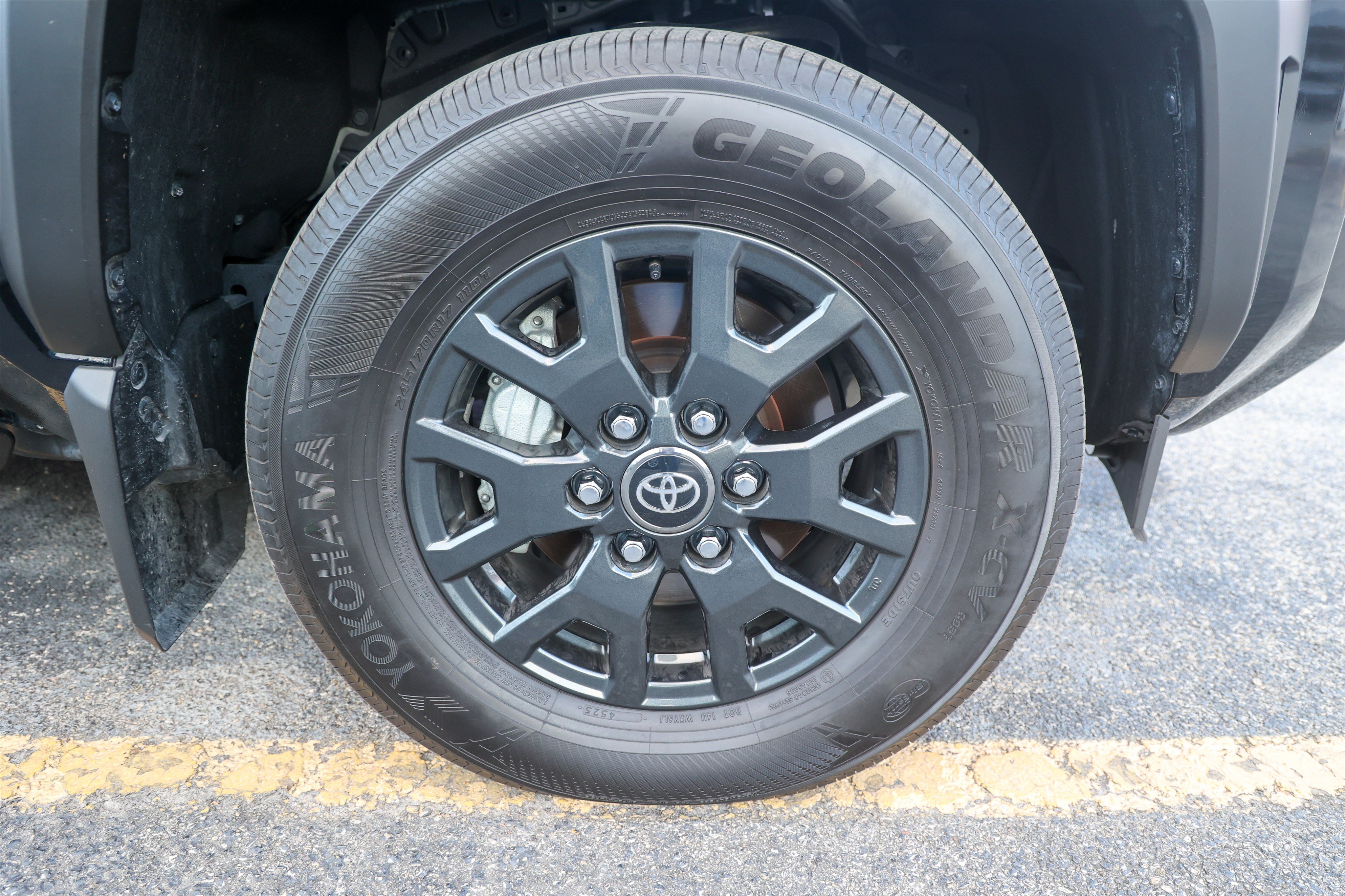 Used 2026 Toyota 4Runner SR5 AWD/4WD image 14