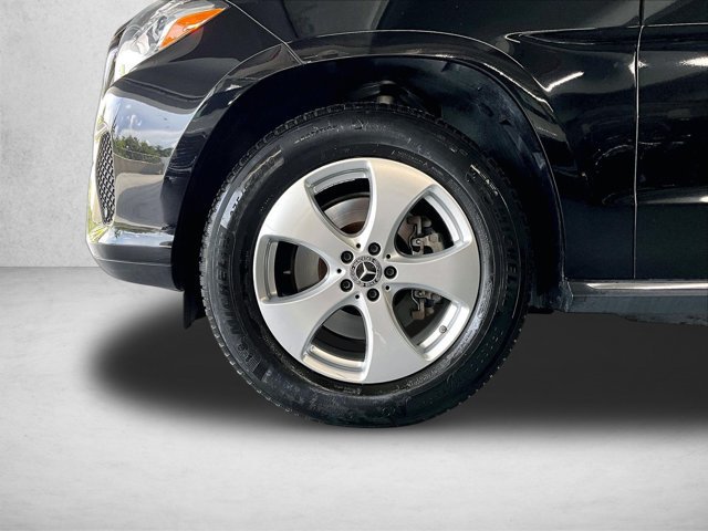 Used 2017 Mercedes-Benz GLS 450 4MATIC image 10