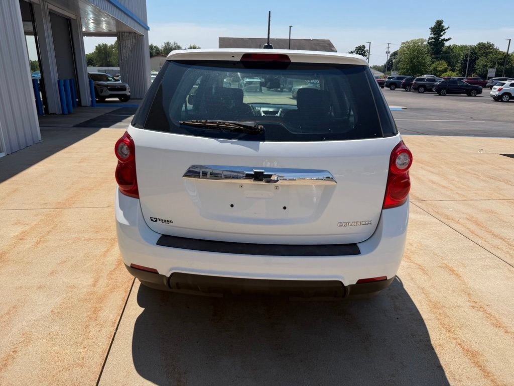 Used 2015 Chevrolet Equinox LS FWD image 4
