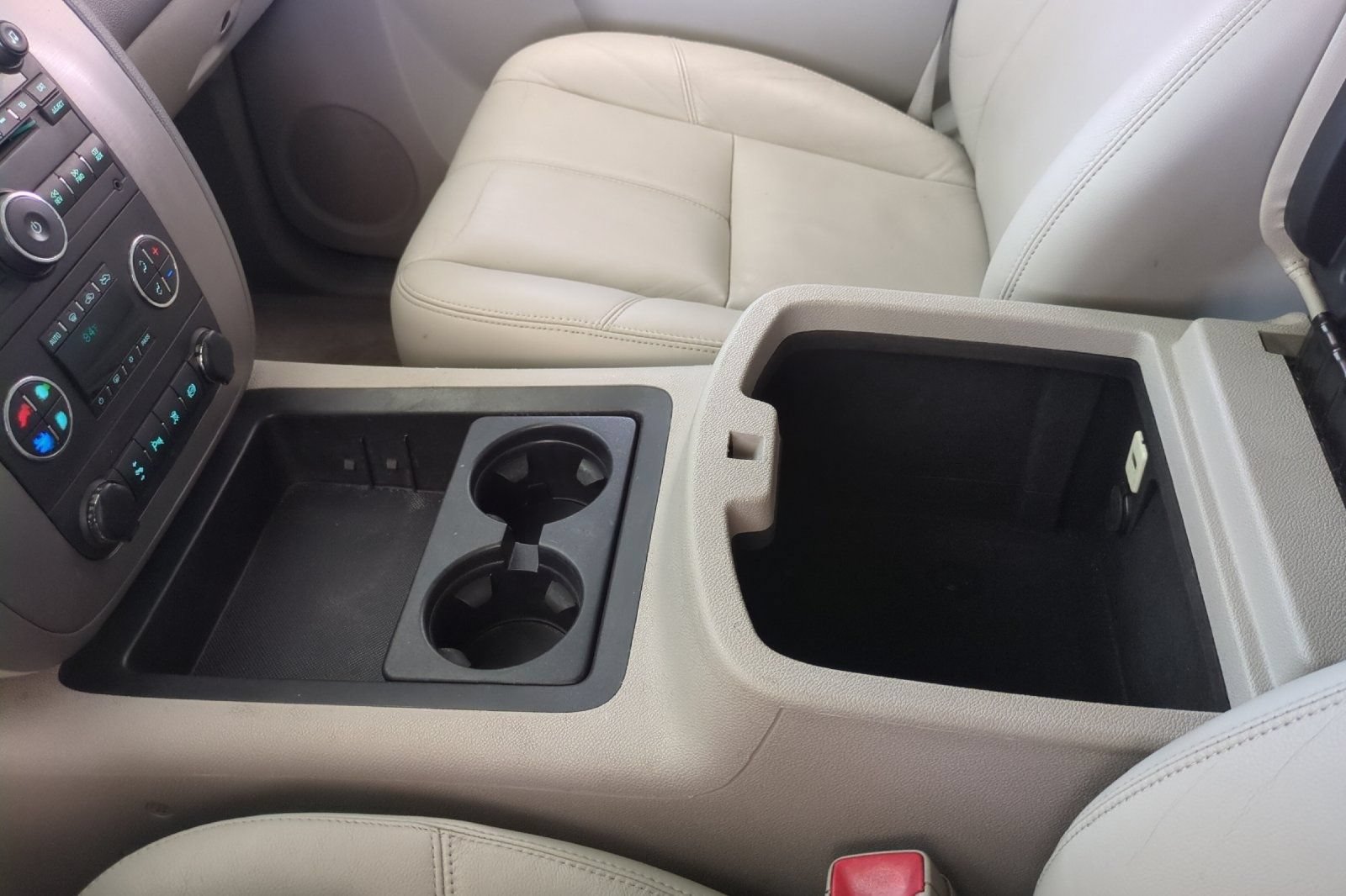 Used 2011 GMC Sierra 2500 SLT w/ SLT Convenience Package AWD/4WD image 30