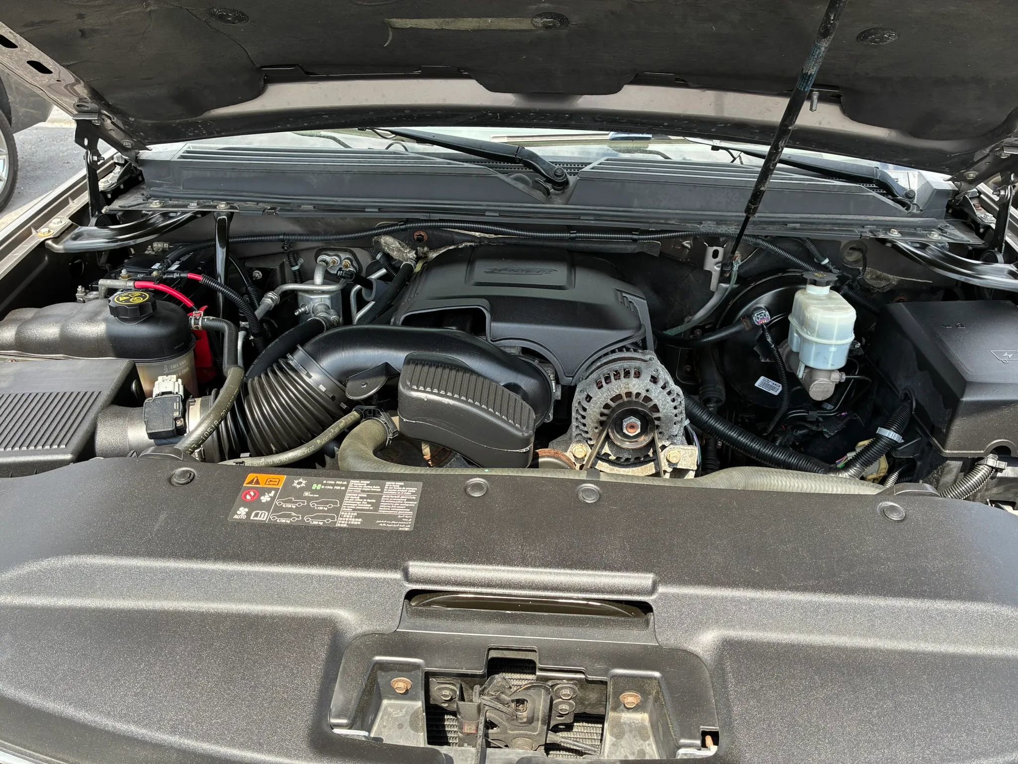 Used 2014 Cadillac Escalade Luxury AWD/4WD image 28