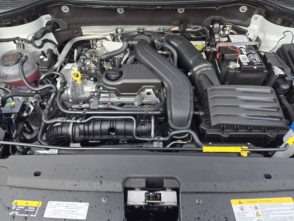 New 2026 Volkswagen Taos SE image 23