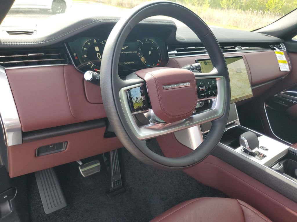 New 2026 Land Rover Range Rover SE AWD/4WD image 13