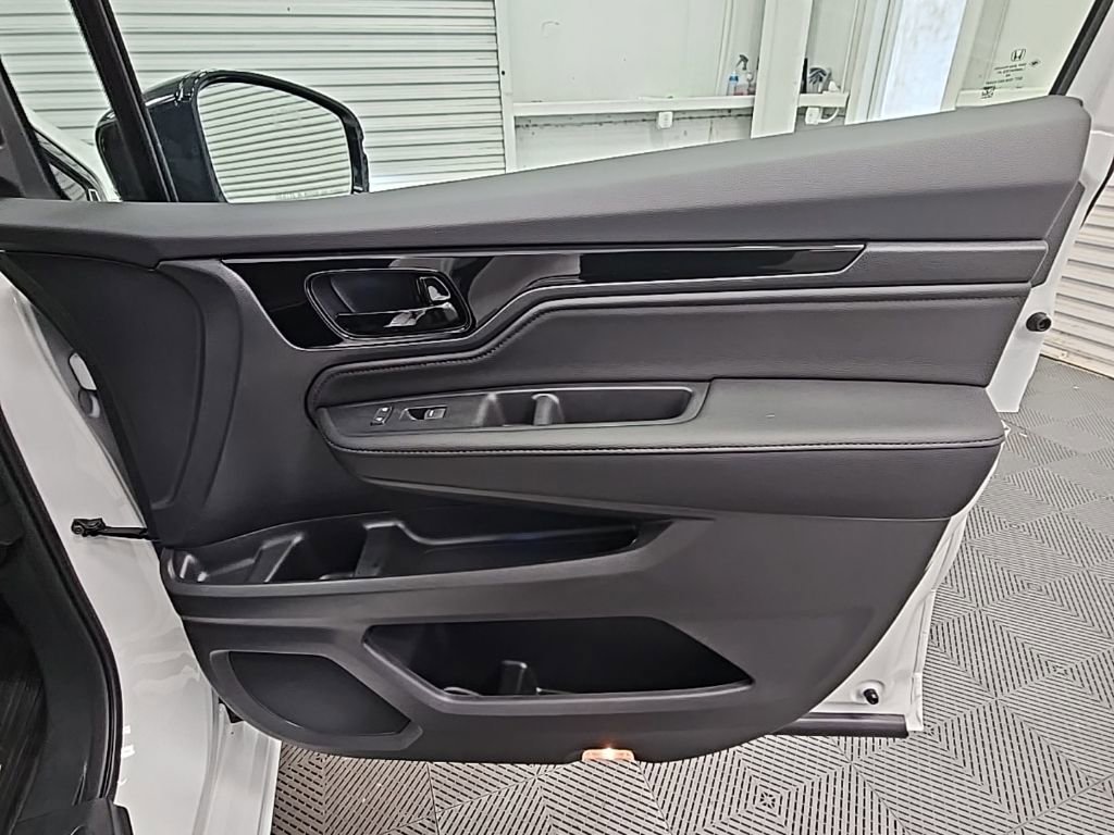New 2026 Honda Odyssey Elite image 42