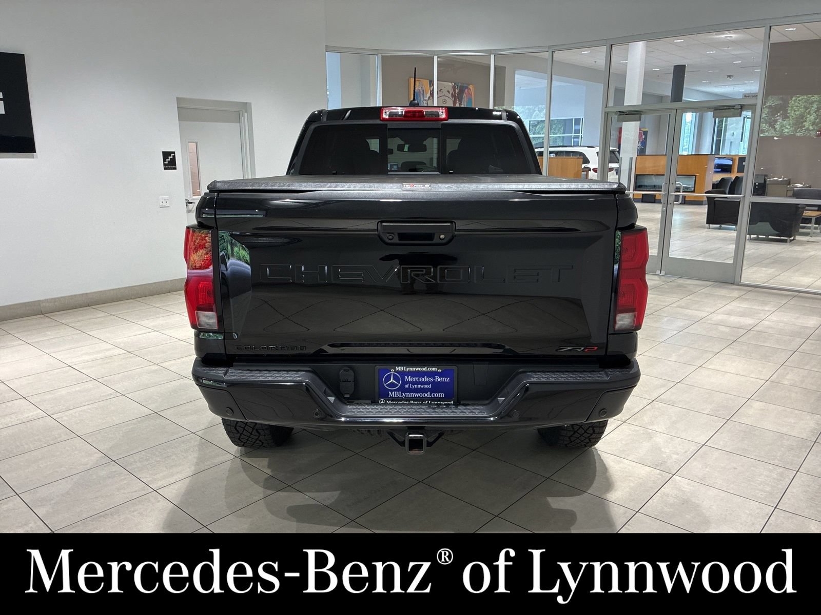 Used 2024 Chevrolet Colorado ZR2 w/ ZR2 Convenience Package III AWD/4WD image 5