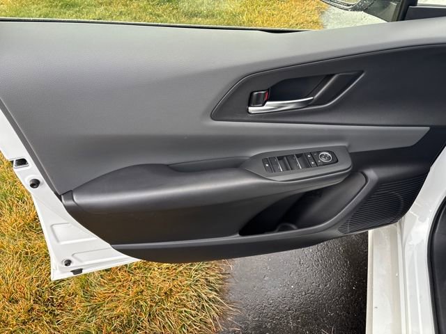 Used 2023 Toyota Prius XLE image 10