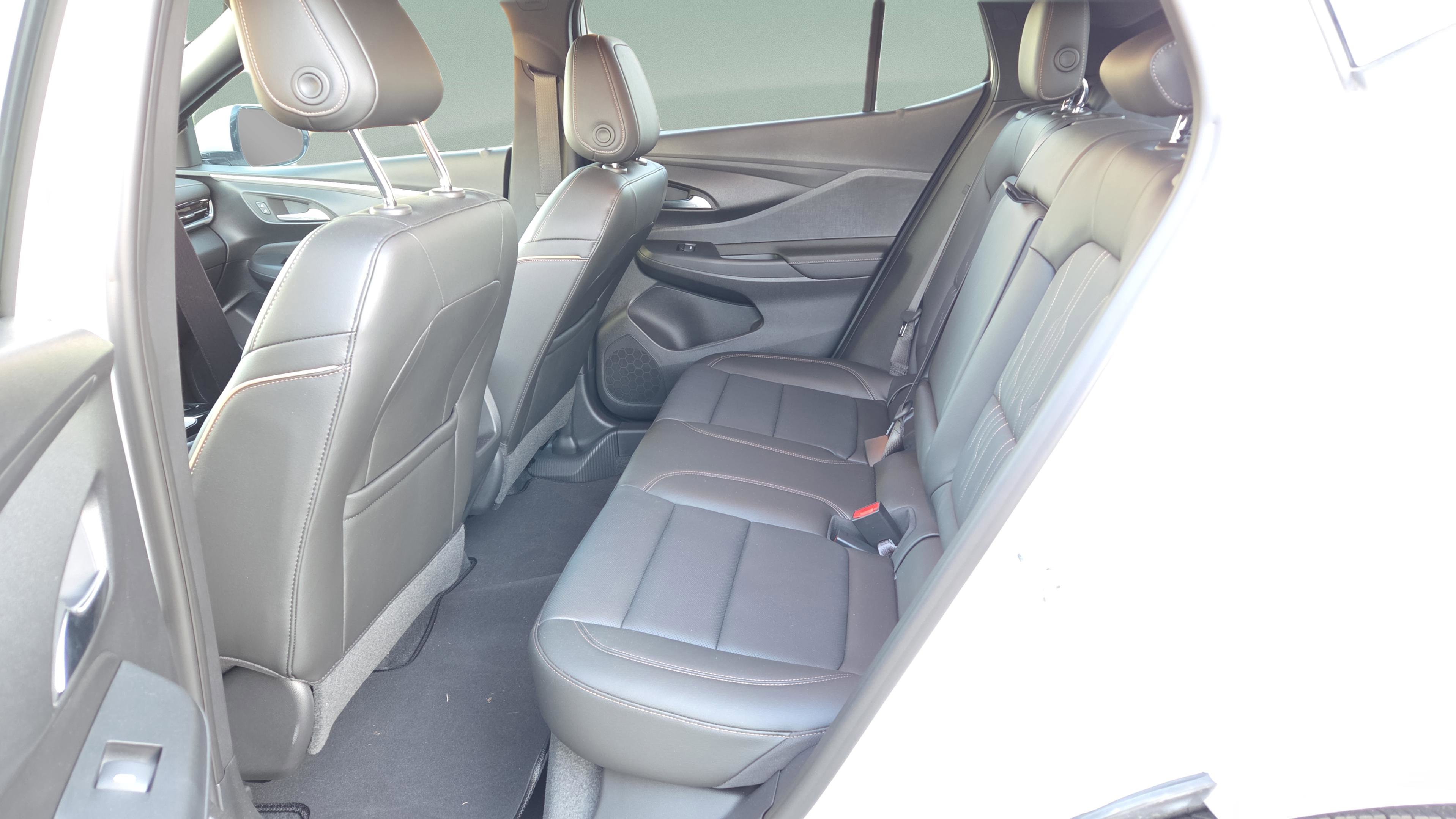 New 2025 Buick Envista Avenir image 26