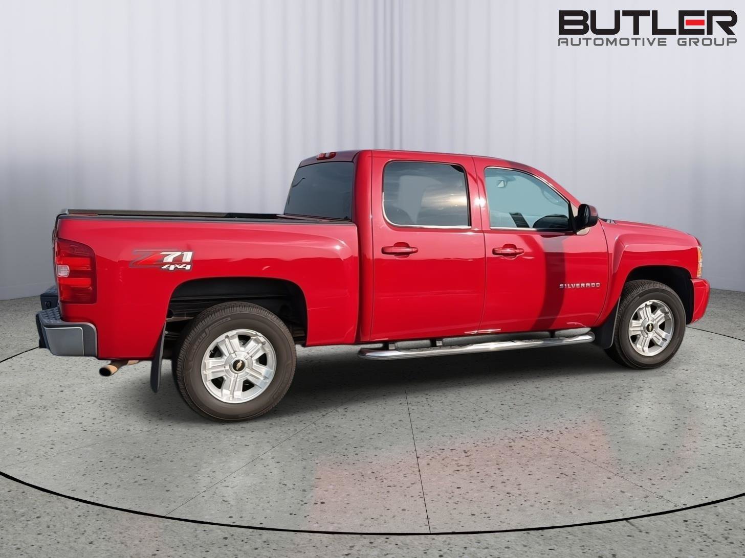 Used 2011 Chevrolet Silverado 1500 LTZ w/ Z71 Appearance Package AWD/4WD image 6