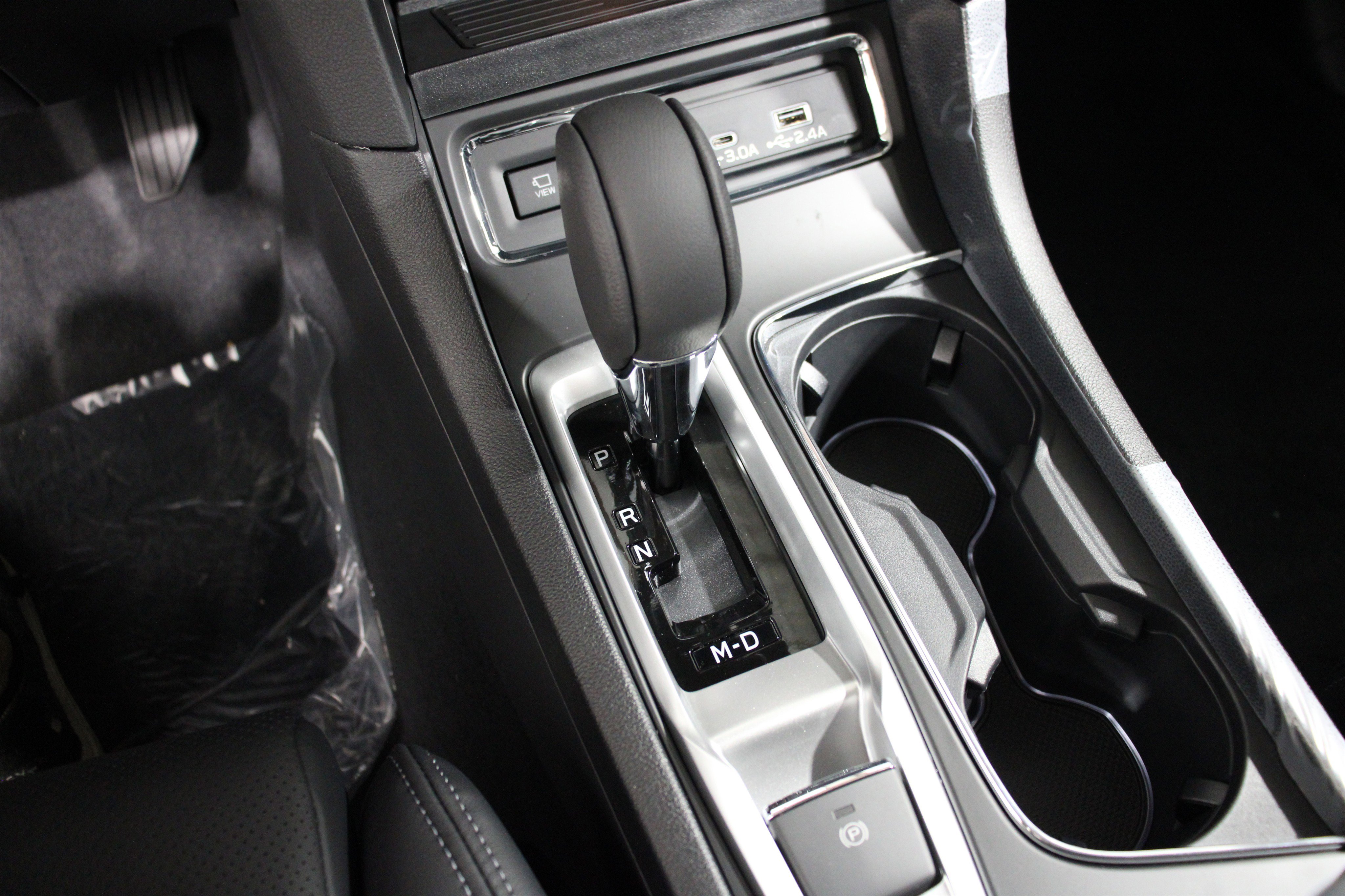 New 2025 Subaru Ascent Limited image 16