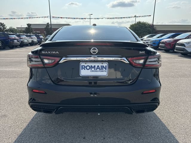 Used 2020 Nissan Maxima SR w/ Sport Mat Group FWD image 4