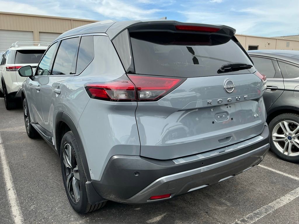 Used 2023 Nissan Rogue SL w/ SL Premium Package FWD image 5