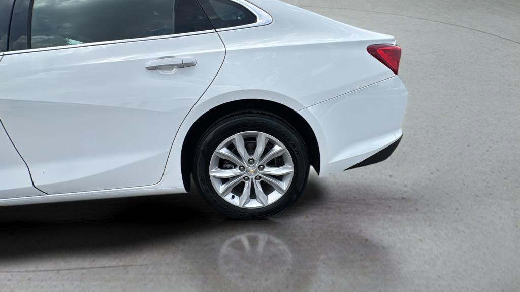 Used 2023 Chevrolet Malibu LT FWD image 18