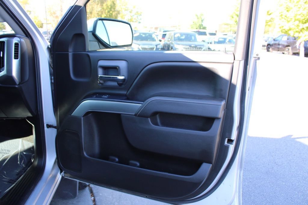 Used 2017 Chevrolet Silverado 1500 LT w/ All Star Edition image 21