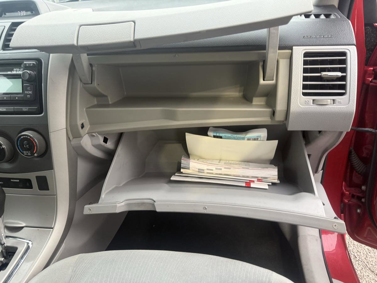 Used 2012 Toyota Corolla LE image 37