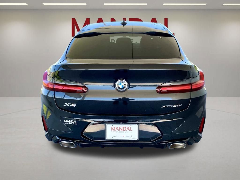 Used 2023 BMW X4 xDrive30i w/ M Sport Package AWD/4WD image 6