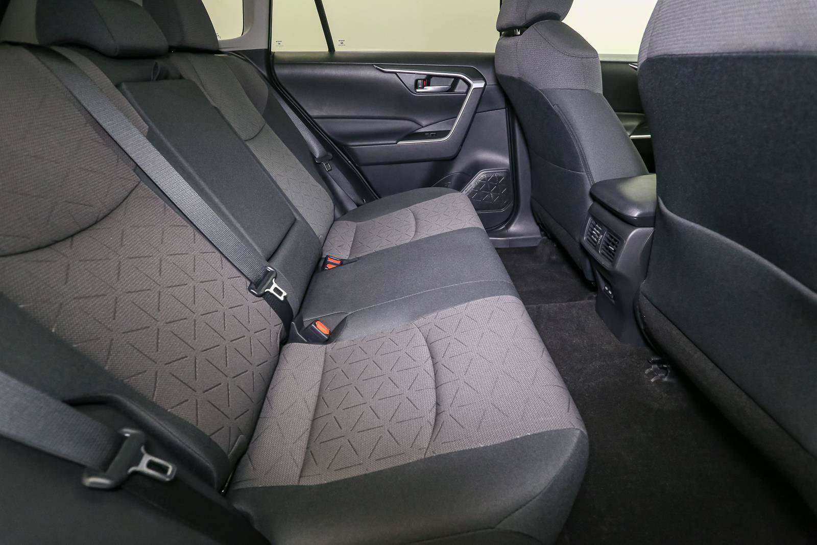 Used 2023 Toyota RAV4 XLE w/ Convenience Package AWD/4WD image 21