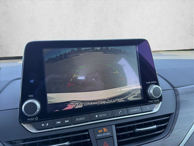 Used 2025 Nissan Altima 2.5 SV FWD image 18